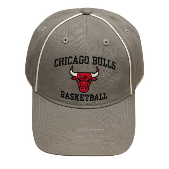 Chicago Bulls Vintage Gray Baseball Cap - Unisex EUC - Picture 2 of 5